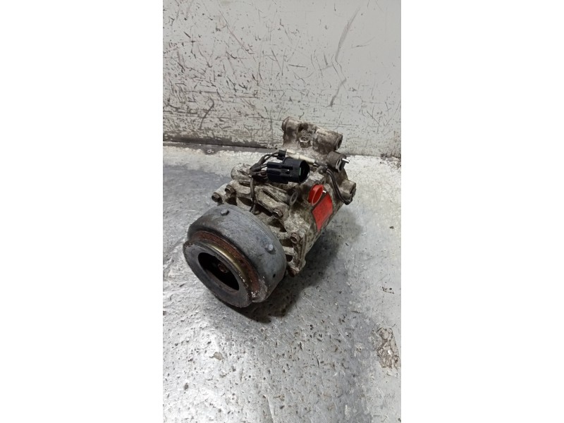 Recambio de compresor aire acondicionado para mitsubishi montero sport (k90) 2.5 td gls referencia OEM IAM AKC200A551J MR360532 