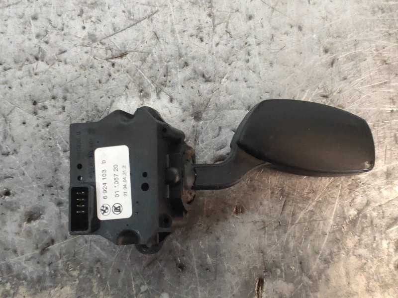 Recambio de mando luces para bmw serie 5 berlina (e60) 530d referencia OEM IAM 6924103B 01106720 