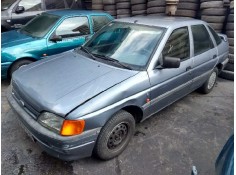 ford escort berlina/turnier del año 1991