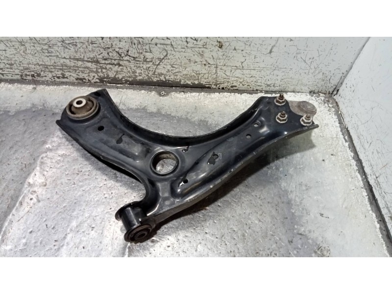 Recambio de brazo suspension inferior delantero derecho para volkswagen polo (6r1) advance referencia OEM IAM 6R0407152F  