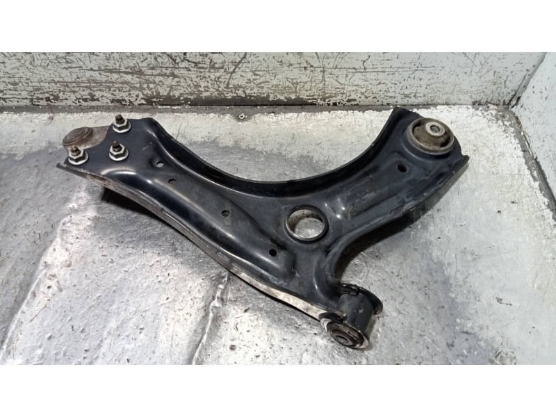 Recambio de brazo suspension inferior delantero izquierdo para volkswagen polo (6r1) advance referencia OEM IAM 6R0407151F  