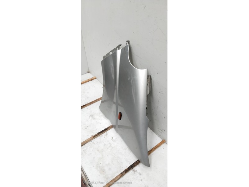 Recambio de aleta delantera izquierda para opel vivaro combi 2.9t largo referencia OEM IAM   