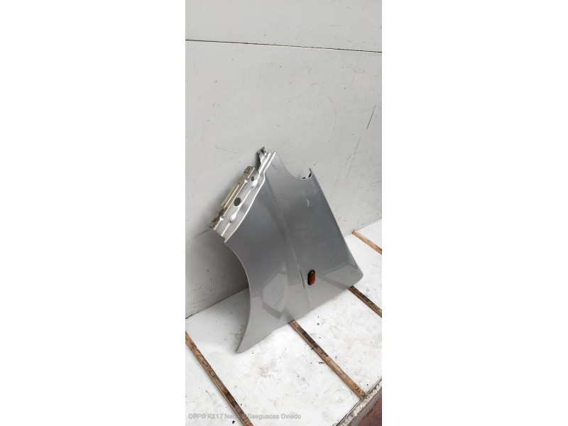 Recambio de aleta delantera izquierda para opel vivaro combi 2.9t largo referencia OEM IAM   
