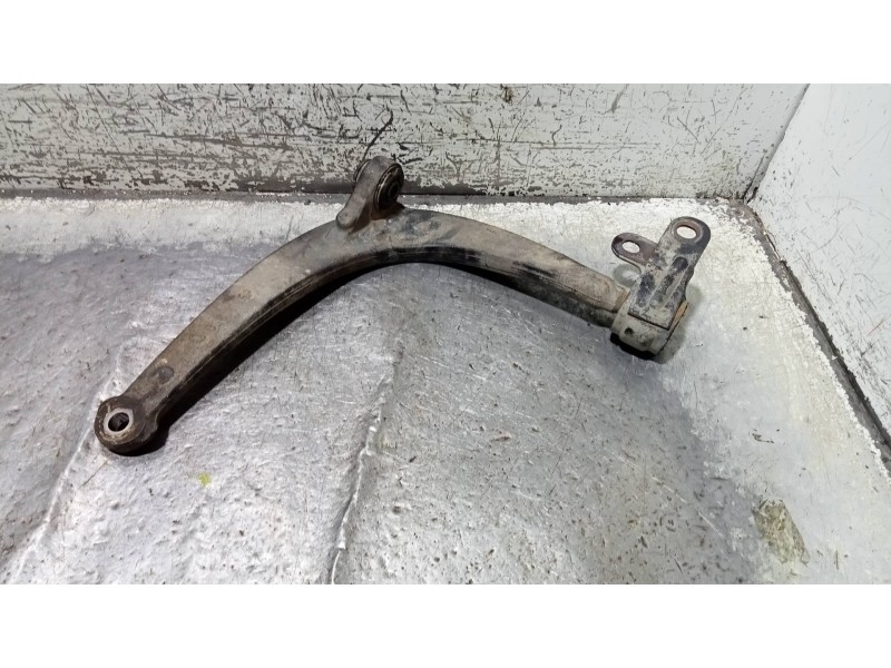 Recambio de brazo suspension inferior delantero derecho para citroen xantia berlina 1.9 td sx referencia OEM IAM   