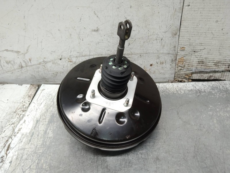 Recambio de servofreno para dacia sandero stepway referencia OEM IAM 472103298R  