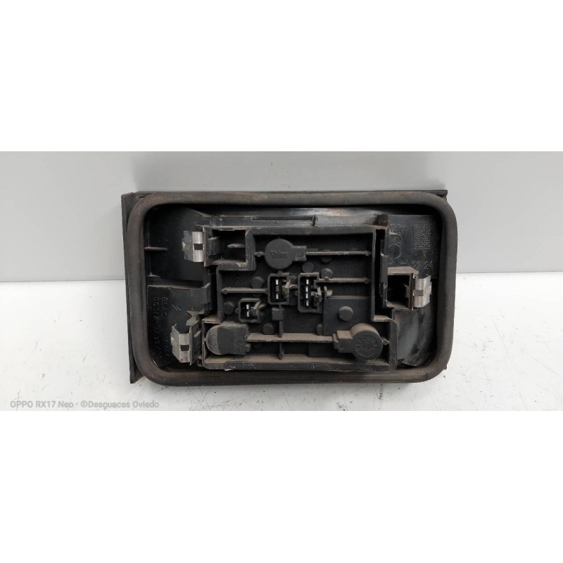 Recambio de piloto trasero derecho interior para citroen xantia berlina 1.9 td sx referencia OEM IAM    Recambio de piloto trasero derecho interior para citroen xantia berlina 1.9 td sx referencia OEM IAM