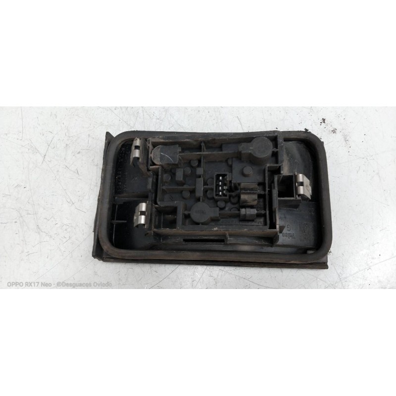 Recambio de piloto trasero izquierdo interior para citroen xantia berlina 1.9 td sx referencia OEM IAM    Recambio de piloto trasero izquierdo interior para citroen xantia berlina 1.9 td sx referencia OEM IAM