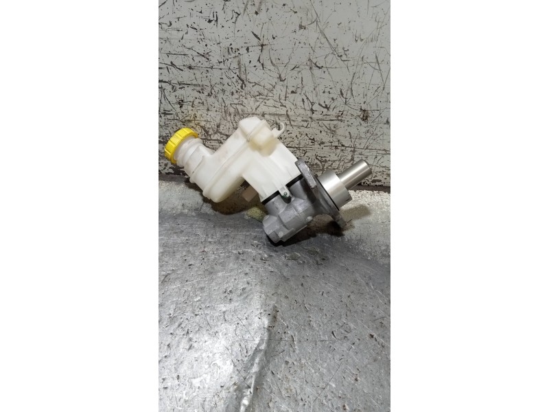 Recambio de bomba freno para fiat panda (319) 1.2 cat referencia OEM IAM 32668941  