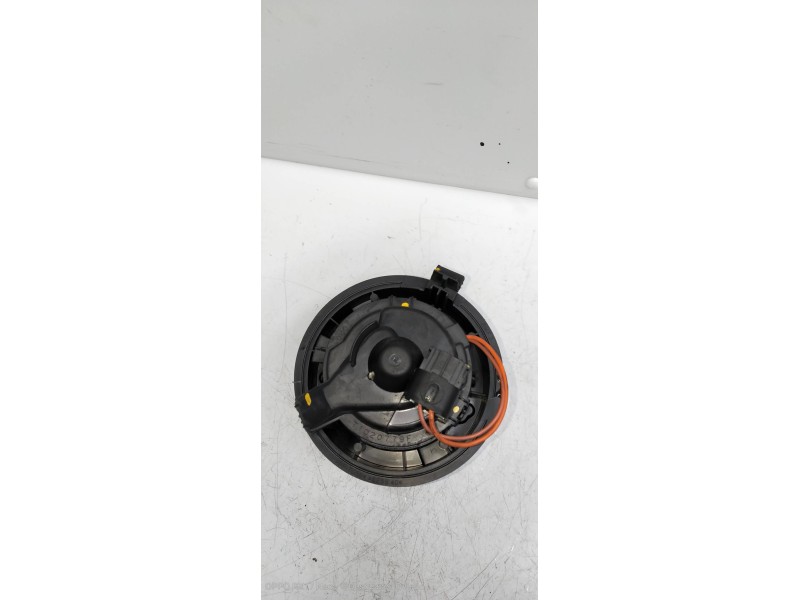 Recambio de motor calefaccion para dacia sandero stepway referencia OEM IAM   