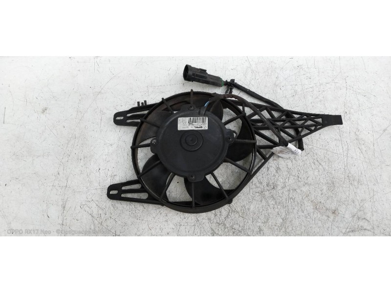 Recambio de electroventilador para peugeot 207 gt referencia OEM IAM 9680003280  