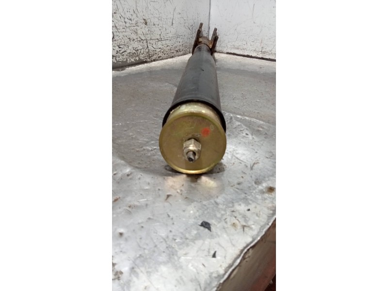 Recambio de amortiguador trasero izquierdo para renault 25 (b29) gtx referencia OEM IAM   