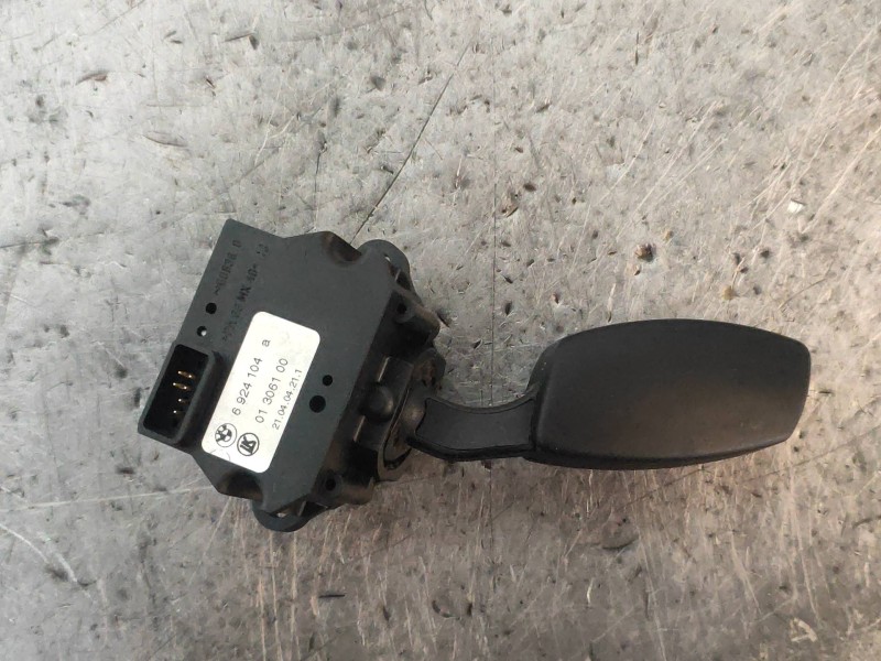 Recambio de mando multifuncion para bmw serie 5 berlina (e60) 530d referencia OEM IAM 6924104A 01306100 