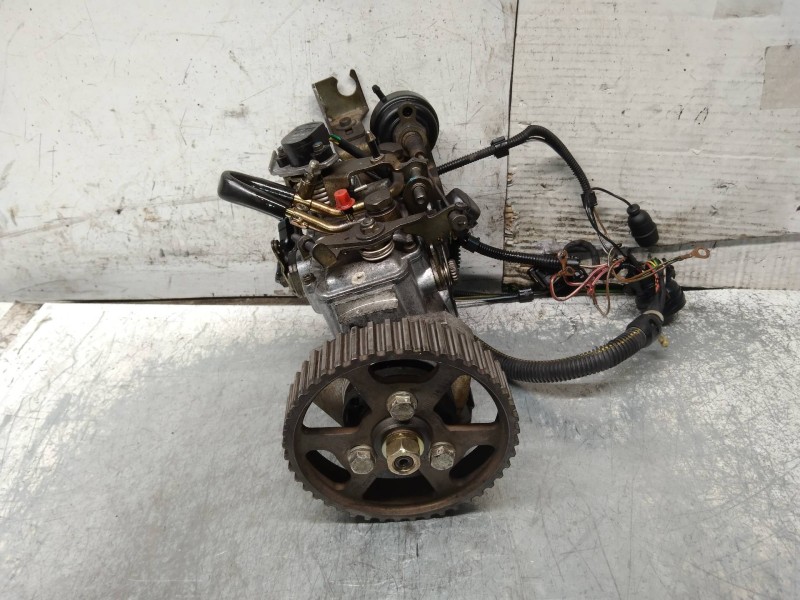 Recambio de bomba inyeccion para volkswagen polo berlina (6n1) concept referencia OEM IAM R8444B956C 028130115J 