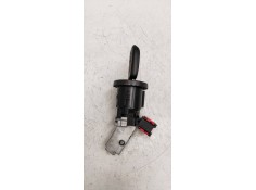 Recambio de conmutador de arranque para dacia sandero stepway referencia OEM IAM 285916556R