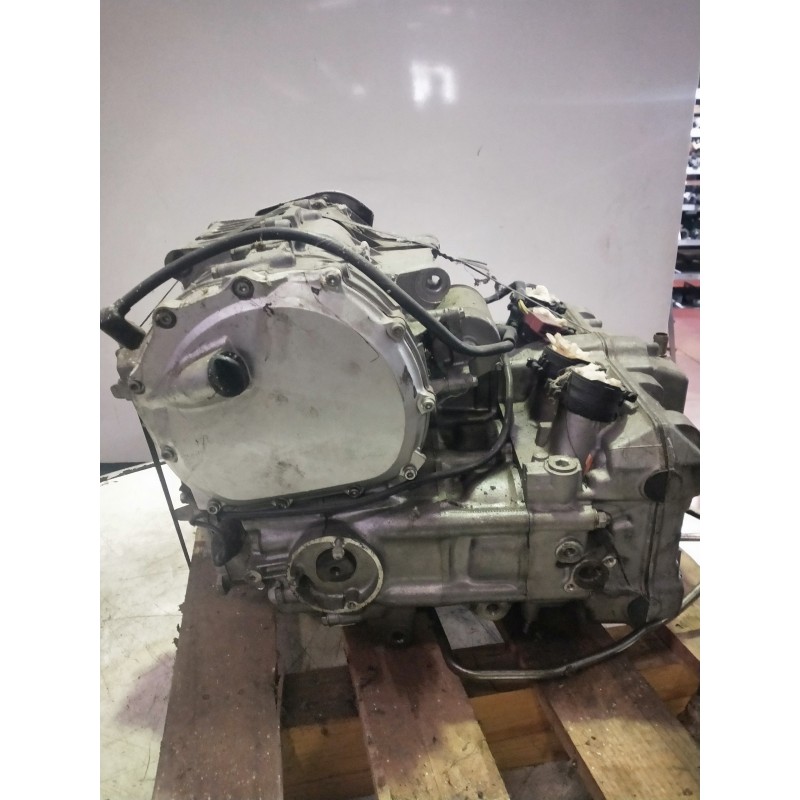 Recambio de motor completo para honda cbr 900rr/cbr 1000rr/cbr 1100 xx cbr 1000 rr fireblade (sc57) referencia OEM IAM   