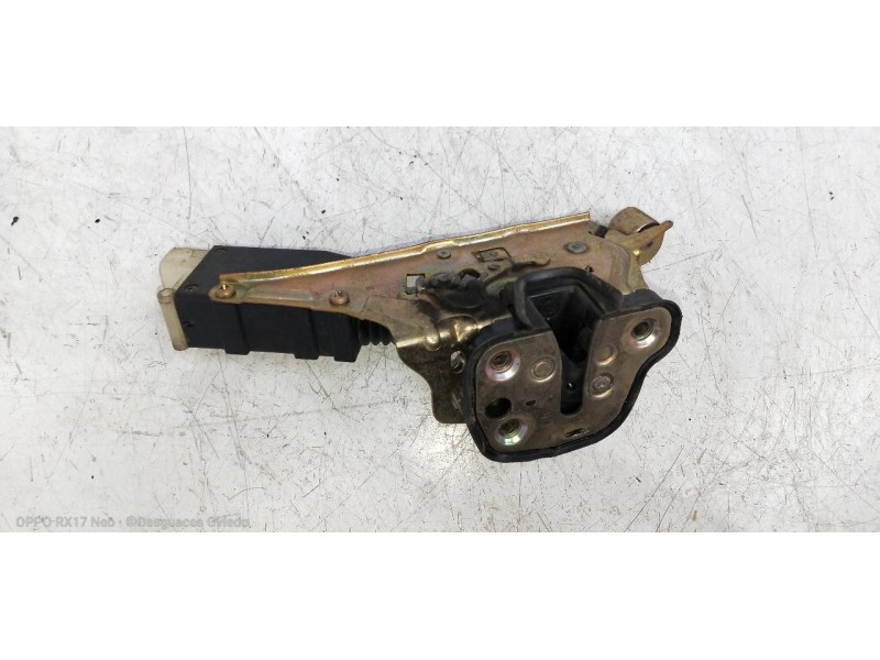 Recambio de motor cierre centralizado trasero derecho para opel astra f berlina básico referencia OEM IAM   