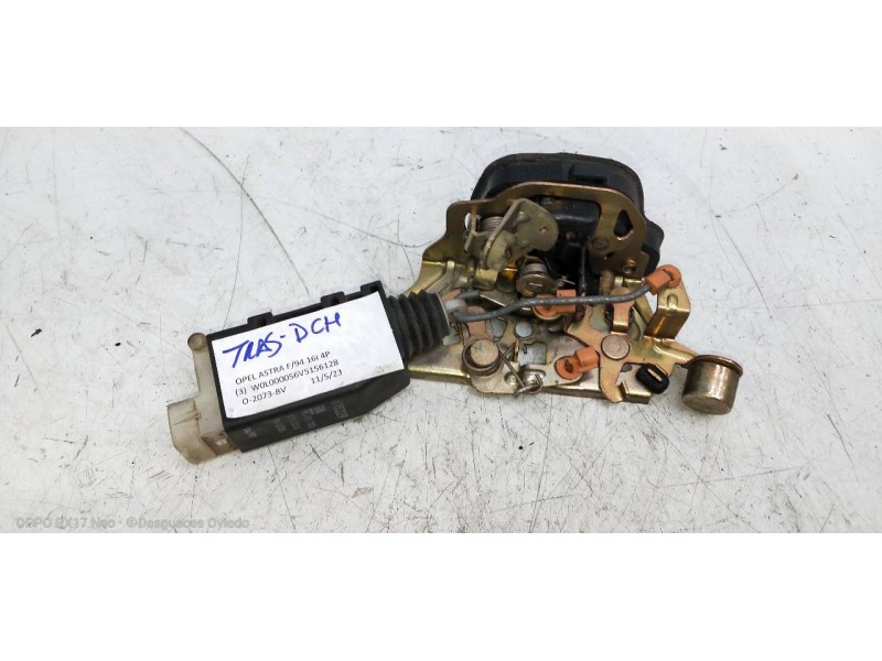 Recambio de motor cierre centralizado trasero derecho para opel astra f berlina básico referencia OEM IAM   