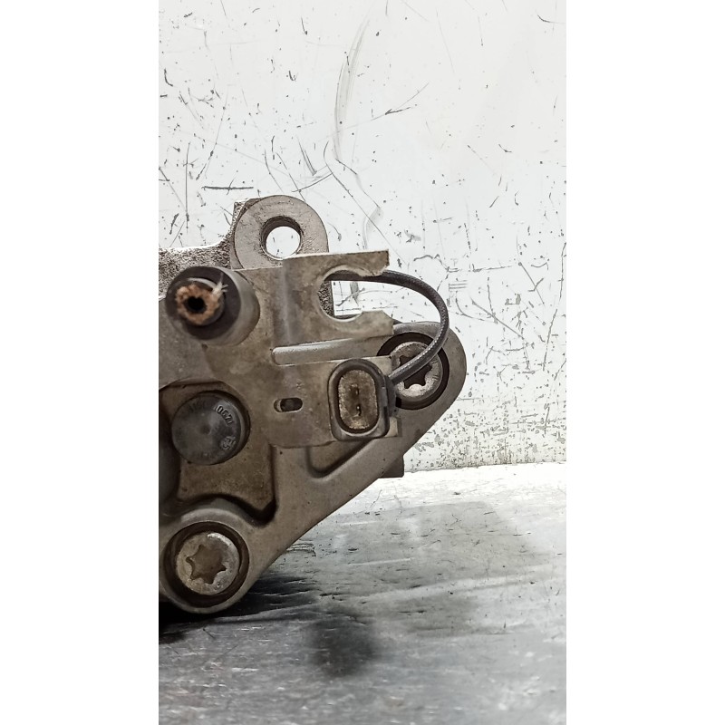 Recambio de pinza freno delantera derecha para audi a6 berlina (4f2) 2.0 tfsi referencia OEM IAM   