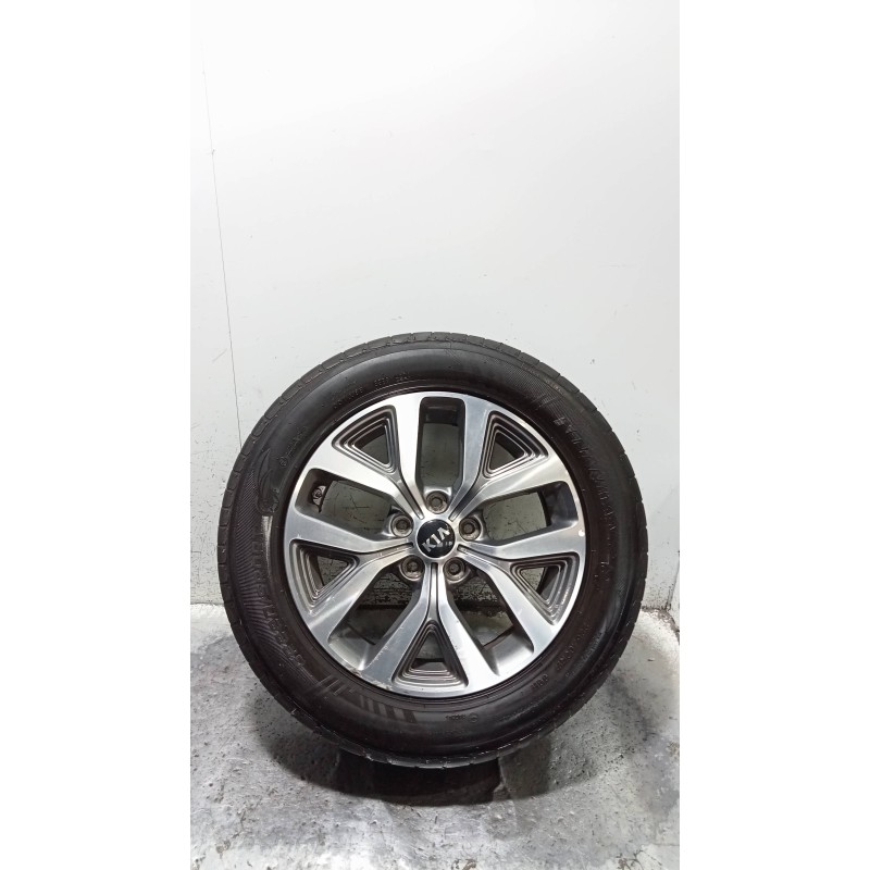 Recambio de juego llantas para kia sportage drive 4x2 referencia OEM IAM  CUBIERTAS 225/60/17