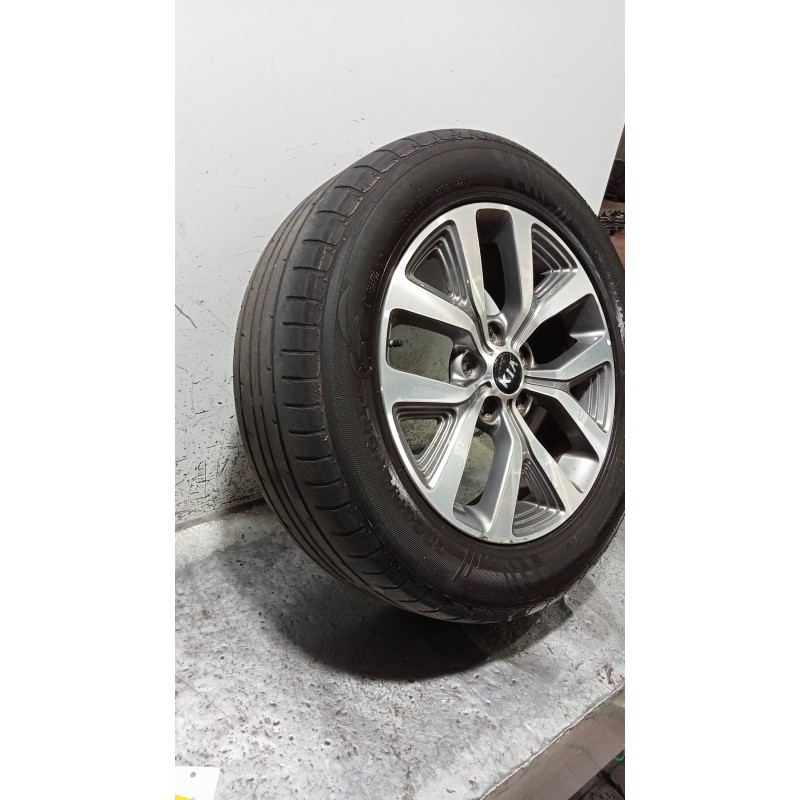 Recambio de juego llantas para kia sportage drive 4x2 referencia OEM IAM  CUBIERTAS 225/60/17