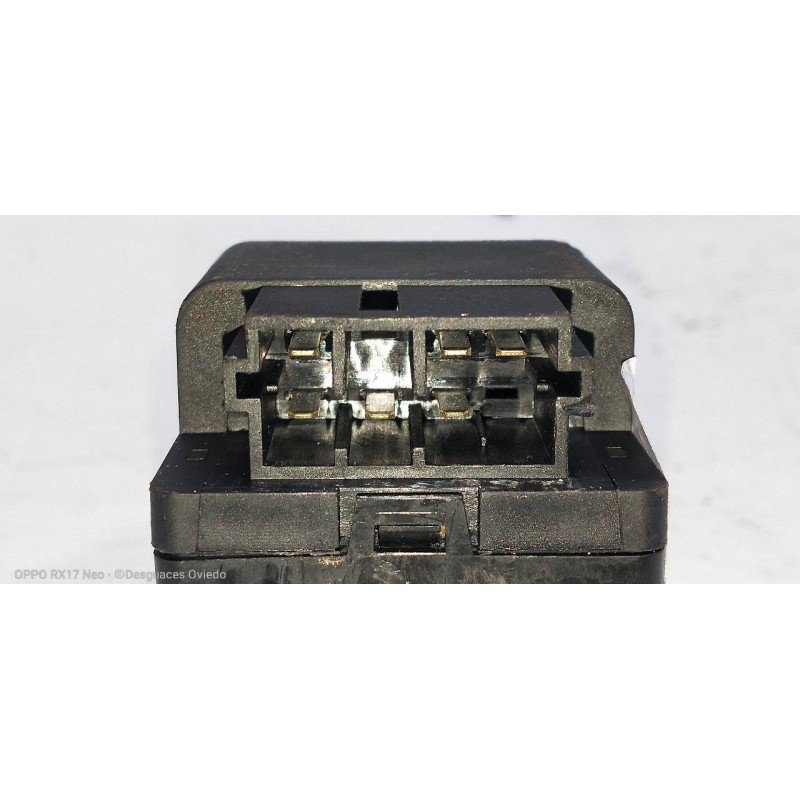 Recambio de mando elevalunas delantero izquierdo para peugeot 306 berlina 3/4/5 puertas (s2) boulebard referencia OEM IAM   