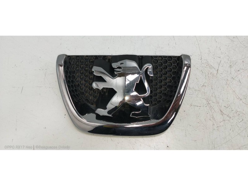 Recambio de rejilla delantera para peugeot 207 urban referencia OEM IAM   