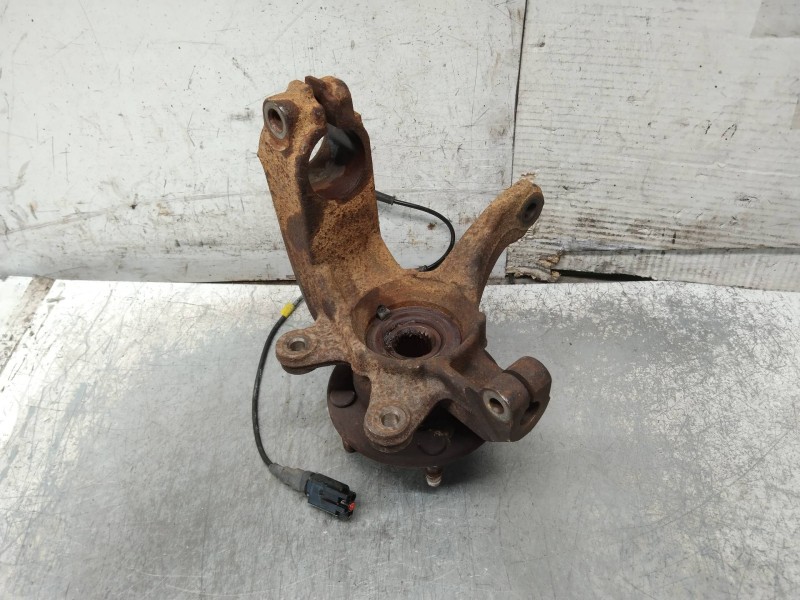 Recambio de mangueta delantera derecha para ford fiesta (cbk) futura referencia OEM IAM   