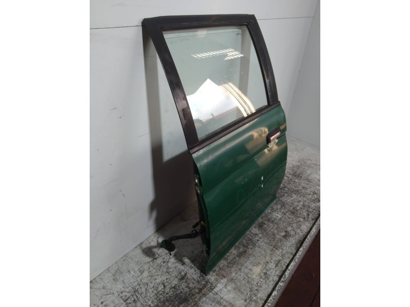 Recambio de puerta trasera izquierda para mitsubishi l 200 (k6/7) 2.5 turbodiesel referencia OEM IAM   4P