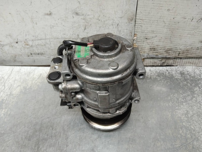 Recambio de compresor aire acondicionado para mercedes clase e (w124) berlina 300 d / e 300 d (124.130) referencia OEM IAM 44720