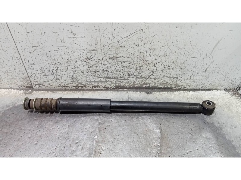 Recambio de amortiguador trasero izquierdo para dacia duster ii comfort referencia OEM IAM 562106321R  