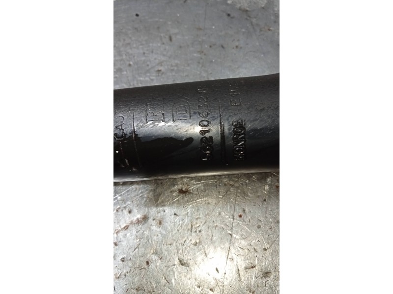 Recambio de amortiguador trasero izquierdo para dacia duster ii comfort referencia OEM IAM 562106321R  