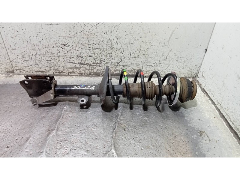 Recambio de amortiguador delantero derecho para dacia duster ii comfort referencia OEM IAM 543029903R  
