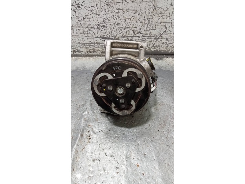 Recambio de compresor aire acondicionado para dacia duster ii comfort referencia OEM IAM 926001571R T98082AA 