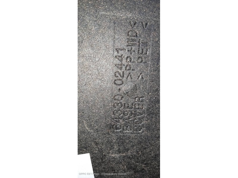 Recambio de bandeja trasera para toyota auris active referencia OEM IAM 6433002441  