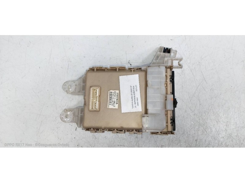 Recambio de caja reles / fusibles para toyota auris active referencia OEM IAM 8273002J70A 279411E23 