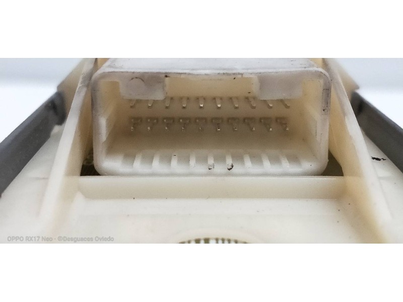 Recambio de mando elevalunas delantero izquierdo para toyota auris active referencia OEM IAM 8404002080 5661J09 TM0208 