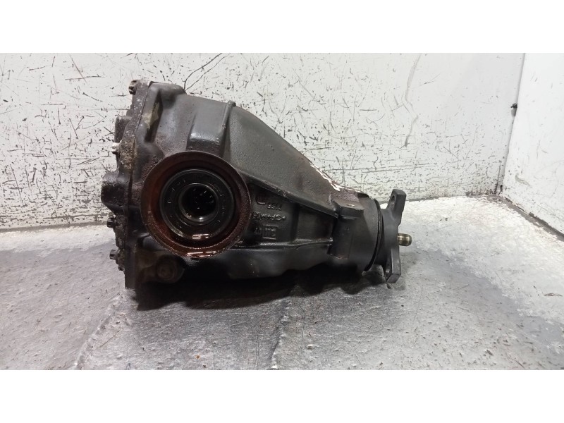 Recambio de diferencial trasero para mercedes clase c (w203) familiar c 220 t cdi (203.206) referencia OEM IAM 2103513308 A21035