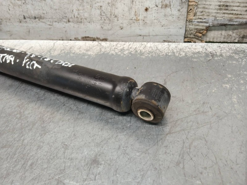 Recambio de amortiguador trasero izquierdo para ford focus turnier (cak) ambiente referencia OEM IAM   