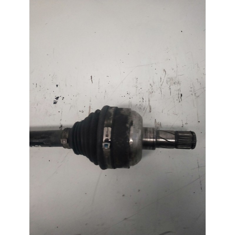 Recambio de transmision delantera izquierda para opel insignia berlina 2.0 cdti cat referencia OEM IAM 13228204 AU 