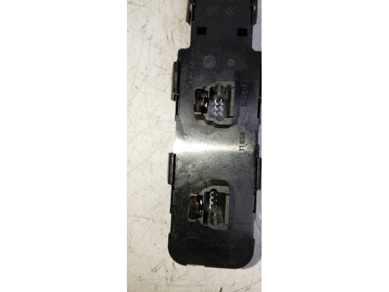 Recambio de mando elevalunas delantero izquierdo para peugeot 407 business line referencia OEM IAM 96468703XT  