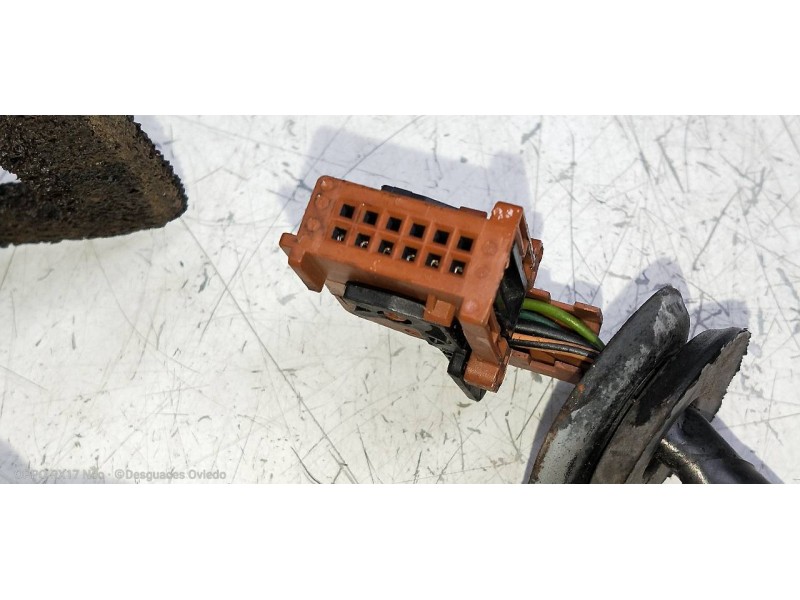 Recambio de retrovisor derecho para peugeot 407 business line referencia OEM IAM   