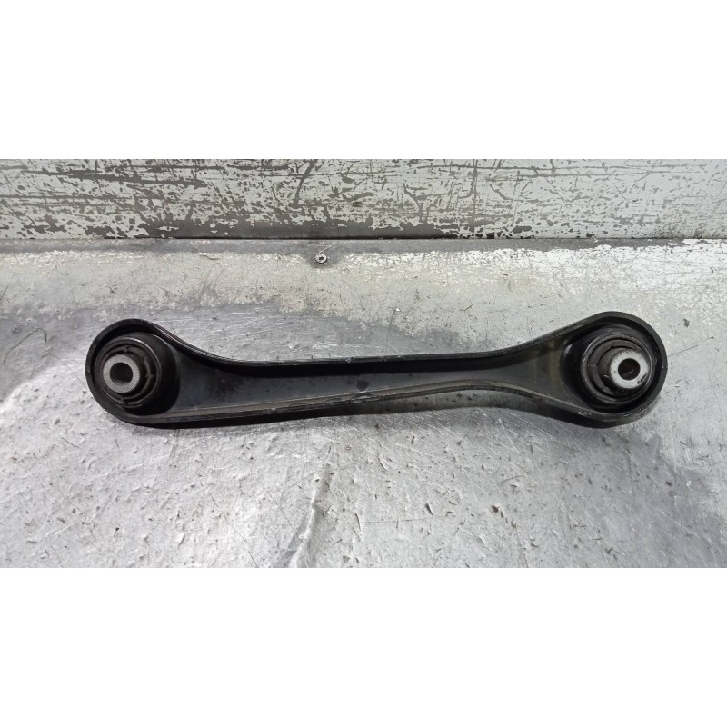 Recambio de brazo suspension superior trasero izquierdo para volkswagen tiguan (5n2) sport 4motion bmt referencia OEM IAM 1K0501