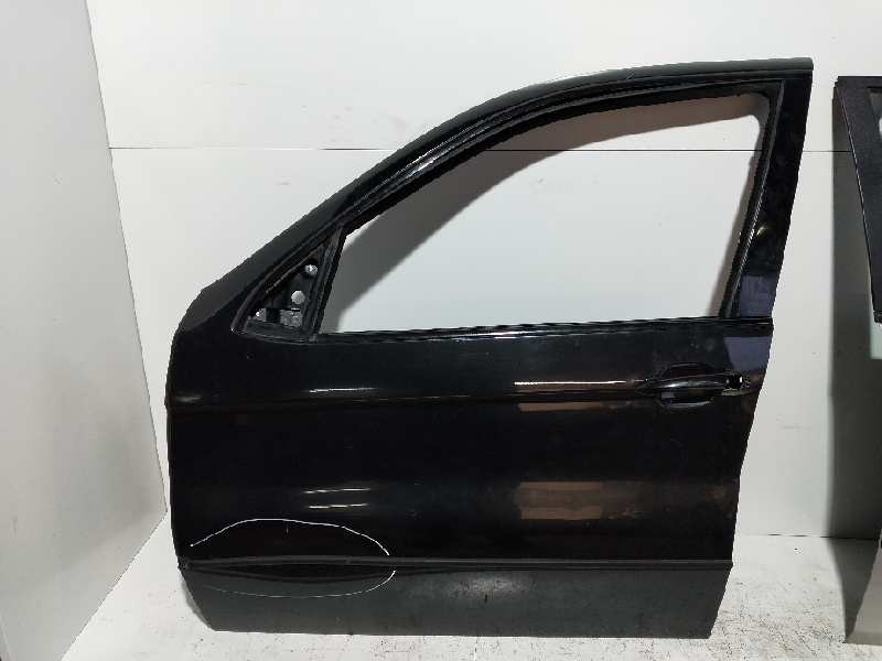 Recambio de puerta delantera izquierda para bmw x5 (e53) 3.0d referencia OEM IAM 41518256823  
