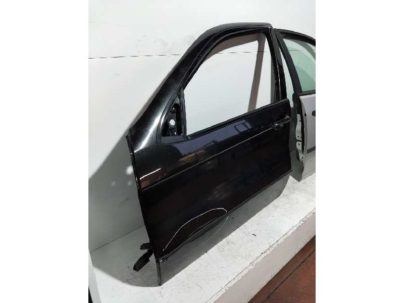 Recambio de puerta delantera izquierda para bmw x5 (e53) 3.0d referencia OEM IAM 41518256823  