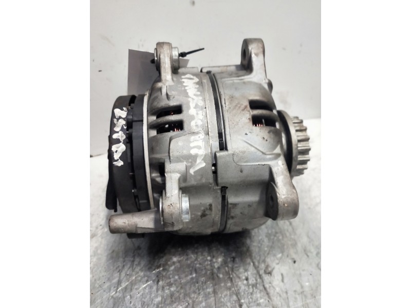 Recambio de alternador para volkswagen t5 transporter/furgoneta 2.5 tdi referencia OEM IAM   