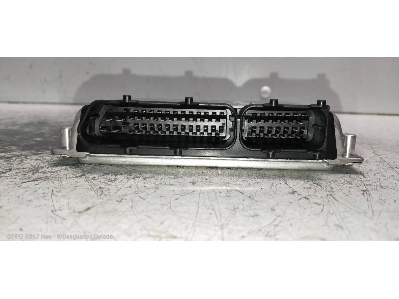 Recambio de centralita motor uce para audi a4 berlina (b5) 2.4 referencia OEM IAM 0261204767 4B0907552C 