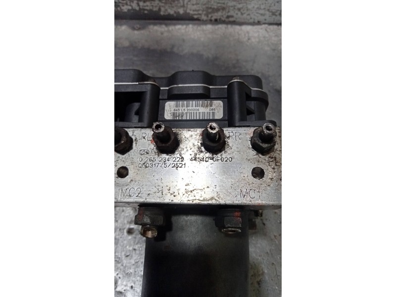 Recambio de abs para toyota corolla verso (r1) 2,2 d-4d sport referencia OEM IAM 0265234222 445400F020 