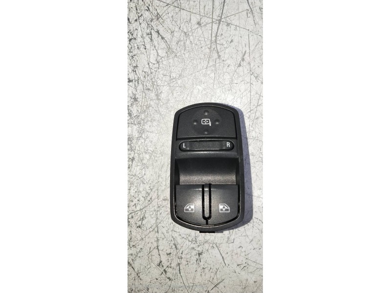 Recambio de mando elevalunas delantero izquierdo para opel corsa d corsavan referencia OEM IAM 13258521AA  