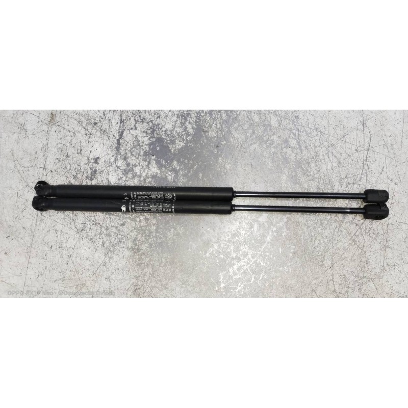 Recambio de amortiguadores maletero / porton para fiat punto berlina (188) 1.9 d (i) referencia OEM IAM 46524678  