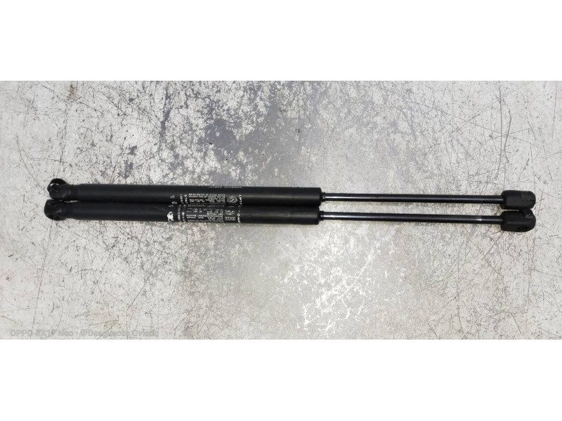Recambio de amortiguadores maletero / porton para fiat punto berlina (188) 1.9 d (i) referencia OEM IAM 46524678  